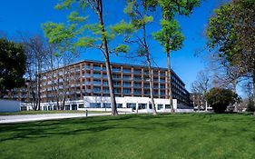 Buff Medical Resort